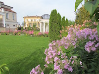 Сад в Монолите